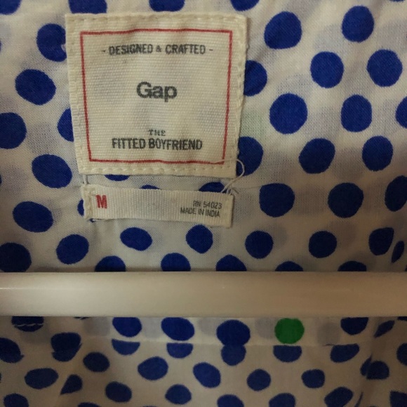 Gap Button down top - Picture 2 of 3